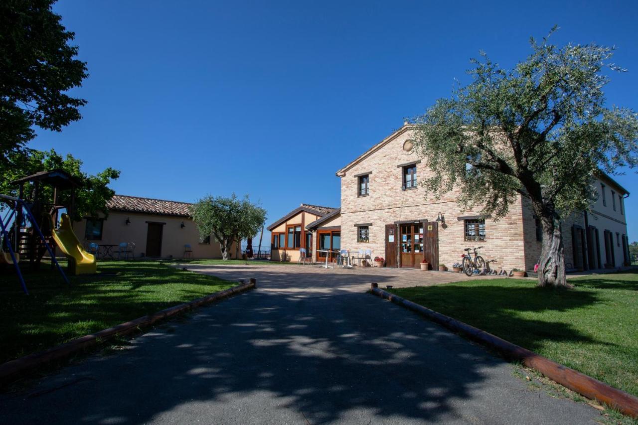 Cadabo Villa Montecarotto Exterior photo